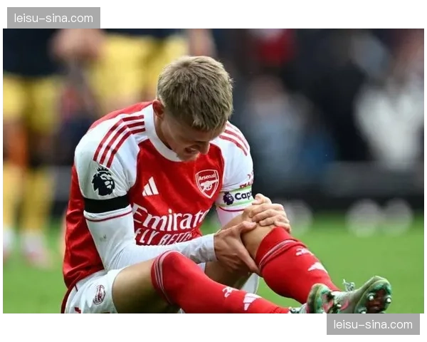 阿森纳伤病潮应对策略 怀特梅里诺缺阵下右路防守体系调整